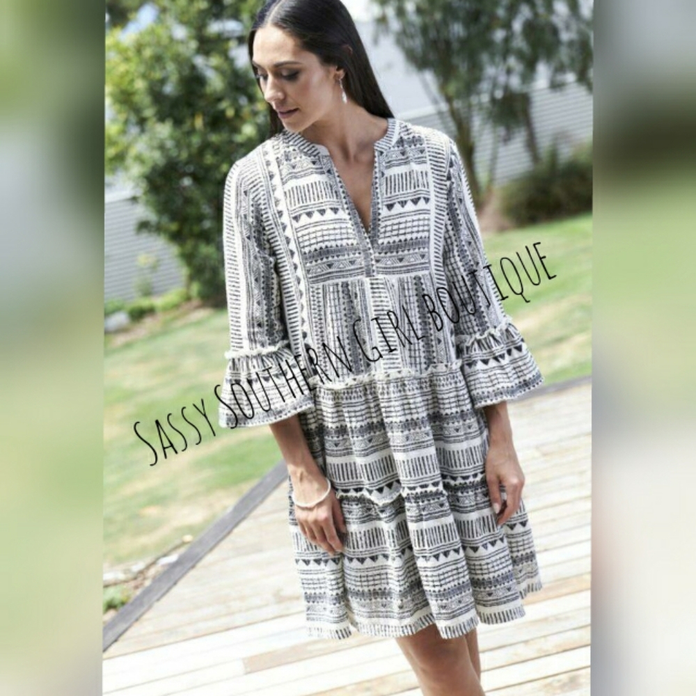 ⭐🆕Boho Navy and white Aztec print babydoll dress - Picture 7 of 10